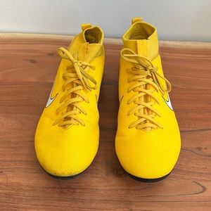 Soccer shoes Nike Mercurial
